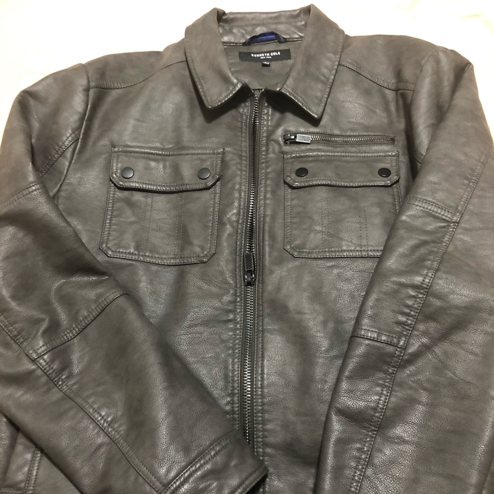 Men’s Kenneth Cole leather jacket size Large
